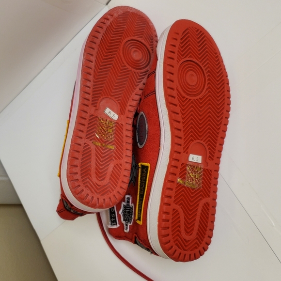 New assorted colors and sizes sneakers unisex for big boys and girls - Picture 6 of 16